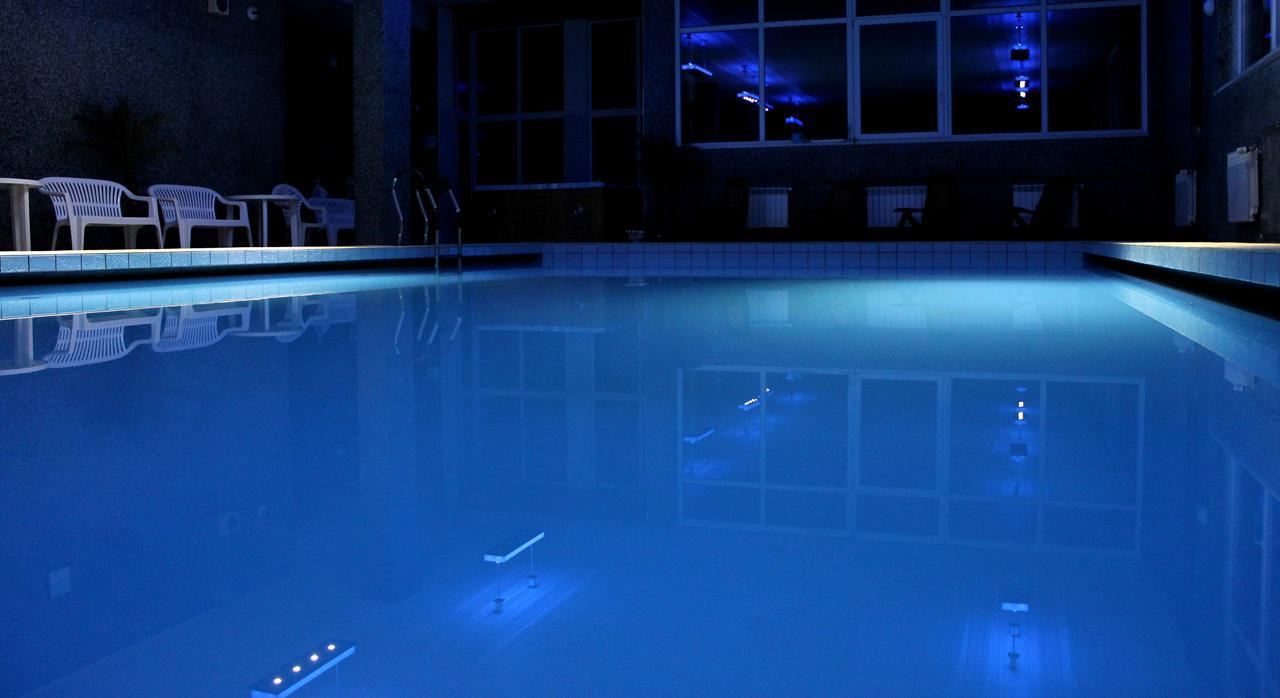 Hotel Petr Bezruc Frýdlant nad Ostravicí Exteriör bild